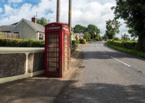 Telephone Call Box near Aghalee © Rossographer :: Geograph Britain and Ireland Telephone Call Box near Aghalee &copy; Rossographer