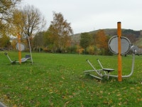 Gym equipment in Beechwood Park (2) © Stephen Craven :: Geograph Britain and Ireland Gym equipment in Beechwood Park (2)... 