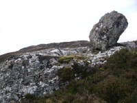 Poised boulder, Meall Fuar-mhonaidh © Chris Eilbeck cc-by-sa/2.0 :: Geograph Britain and Ireland Poised boulder, Meall Fuar... 