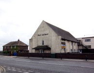 The Chapel House, Kings Road, Immingham © David Wright cc-by-sa/2.0 :: Geograph Britain and Ireland The Chapel House, Kings Road... 