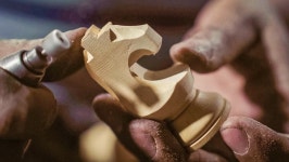 Why championship chess sets are so expensive- 헤럴드경제 Why championship chess sets are so expensive