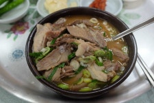 외방커뮤니티 > 외커스 > 냔들의 최애 국밥은 뭐니?