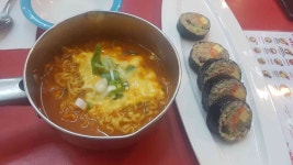 로봇김밥 - 압구정 김밥 맛집 | 다이닝코드, 빅데이터 맛집검색