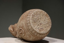 Yahoo!オークション - 観心・時代旧蔵 G2467清時代 青石案頭獅 青石細...  観心・時代旧蔵 G2467清時代 青石案頭獅 青石細... - Yahoo!... 