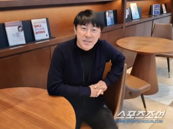 [인터뷰]24시간 부족한 신태용 인니 감독의 책임감 