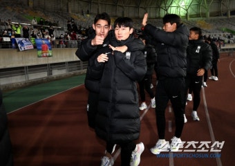 [포토] 송민규 엄원상, 카타르월드컵 기대하세요!