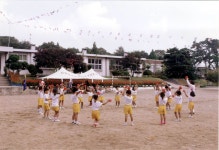 신송의 발자취<학교마당<신송초등학교 신송초등학교
