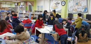 도서관 사진첩<새터글숲도서관<어린이마당<새터초등학교 새터초등학교