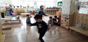 사랑반 앨범