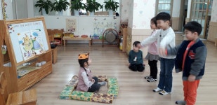 사랑반 앨범<교육활동<유치원<청룡초등학교 청룡초등학교