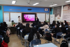 행사사진<포토갤러리<학교소식<충주여자중학교 충주여자중학교