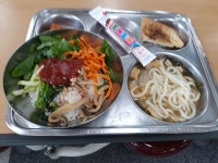 급식사진<급식소식<참여마당<옥천중학교 옥천중학교