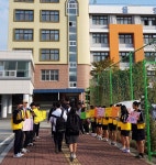 학교앨범<알림마당<율량중학교 율량중학교