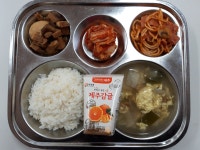 사진으로 보는 일일식단<급식소<알림마당<대제중학교 대제중학교