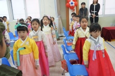 유치원앨범<신백병설유치원<신백초등학교 신백초등학교