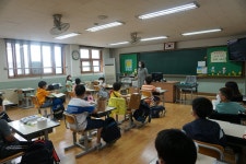 갤러리<학교마당<연수초등학교 연수초등학교