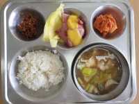 식생활사진관<식생활교육관<학교소식<학산초등학교 학산초등학교