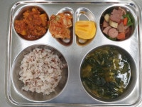 오늘의 밥상<급식마당<송죽소식<판동초등학교 송죽분교장 판동초등학교 송죽분교장