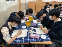 여명앨범<학교소식<충일중학교 충일중학교