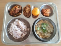 오늘의 급식<급식실<심천초등학교 심천초등학교