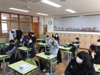 학년학생자치회<우리들마당<충주금릉초등학교 충주금릉초등학교