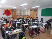 활동모습<늘봄및돌봄<동성초등학교 동성초등학교