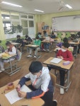 교육활동사진<알림마당<신송초등학교 신송초등학교
