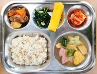 오늘의메뉴<영동급식<유치원소식<영동유치원 영동유치원