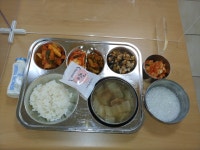 이달의식단