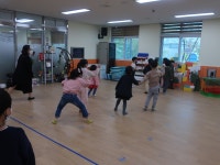 앨범<병설유치원<충주남한강초등학교 충주남한강초등학교