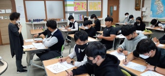 진로와직업<취업진로정보센터<충주공업고등학교 충주공업고등학교