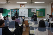 학교 앨범<학교마당<목행초등학교 목행초등학교