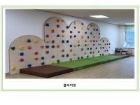 나무놀이방(2층)<특별실<시설소개<동남유치원 동남유치원
