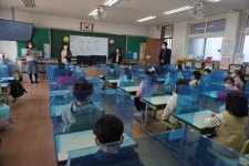 학교 앨범<학교마당<목행초등학교 목행초등학교