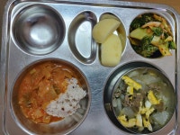 이달의식단<급식안내<학교소식<남성초등학교 남성초등학교