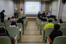 포토앨범<학교앨범<교육활동<신백초등학교 신백초등학교