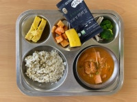 오늘의 식단<급식마당<학교마당<용화초등학교 용화초등학교