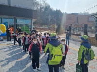 함께 GREEN 탄소중립 갤러리<탄소중립 실천 연구학교<청주교육대학교부설초등학교 청주교육대학교부설초등학교