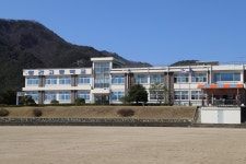 교정갤러리<학교소개<황간고등학교 황간고등학교