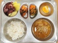 오늘의 포토식단<학교소식<수성초등학교구성분교장 수성초등학교구성분교장