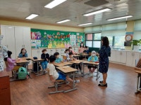 교육활동사진<알림마당<신송초등학교 신송초등학교