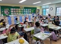 과제1. 교육환경 기반 조성<교육 활동 앨범<2022.-2023.창의융합 연구학교<연구학교<진천상신초등학교 진천상신초등학교