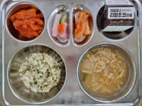 이달의식단<식생활관<알 림 방<만수초등학교 만수초등학교