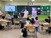 교육활동사진<알림마당<신송초등학교 신송초등학교
