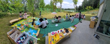 실외환경<시설둘러보기<유치원소개<한국교원대학교부설유치원 한국교원대학교부설유치원