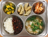 오늘의 즐거운 식탁<식생활교육관<학교소식<청산고등학교 청산고등학교