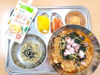 급식 갤러리<급식정보<게시판<충주여자중학교 충주여자중학교