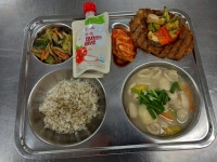 이달의 식단<식생활관<알림소통<충주여자고등학교 충주여자고등학교