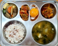 월간식단표<소식마당<현도초등학교 현도초등학교