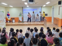 앨범<병설유치원<충주남한강초등학교 충주남한강초등학교